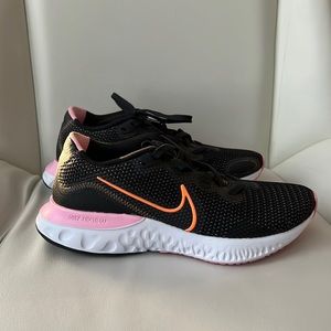 Nike Women's Renew Running Shoes